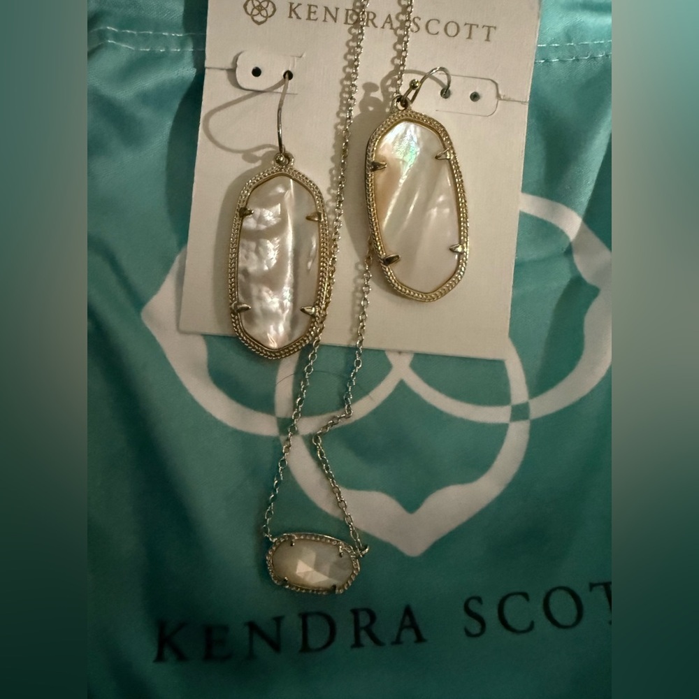 Kendra Scott Gold and White Earrings